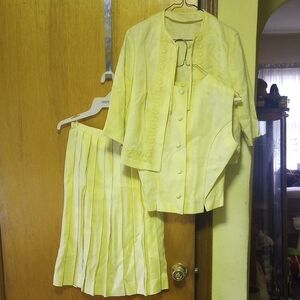 Rosecrest Size 14 Three Piece Yellow Pleated Skirt Set w/ Sleeveless Top, Jacket